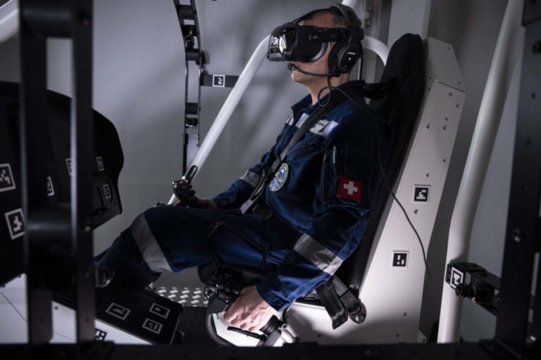VRM Switzerland демонстрирует симулятор Airbus H125 для обучения пилотов вертолетов VR