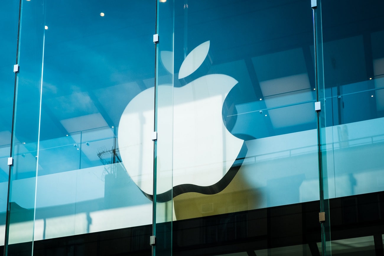 Apple набирает голливудских режиссеров для гарнитуры VR/AR