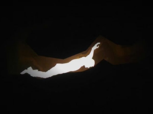 Соло-разработчик показал годовой прогресс хоррора The Cave Diver: пещеры стали еще реалистичнее