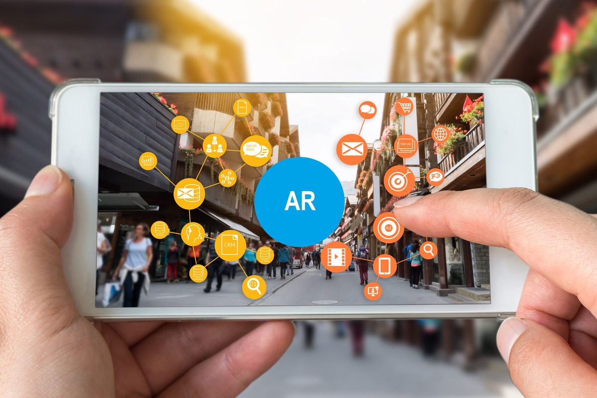 Дополненная реальность AR в повседневной жизни. Бесспорная польза AR в бизнесе.